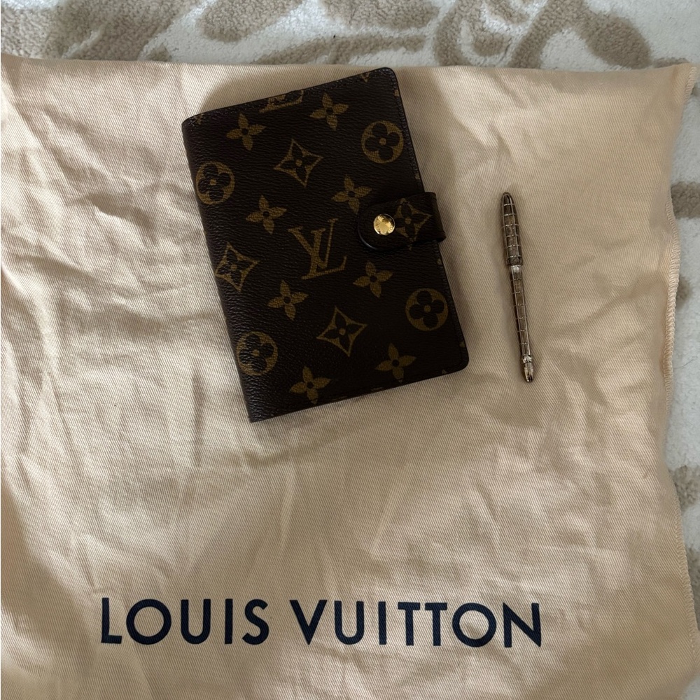 Louis Vuitton Small Ring Agenda Cover with Mechanical pencil